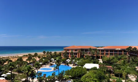 Hipotels Barrosa Palace & Spa