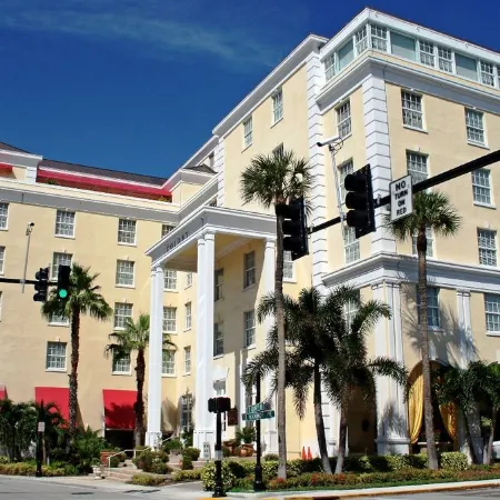 The Colony Hotel