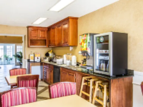 Quality Inn Albertville US 431 Hotels in Marshall County