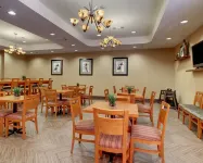 Comfort Suites Airport - breakfast