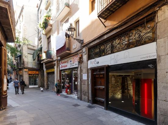 10 Best Hotels near Iglesia de San Jaime, Barcelona 2023 