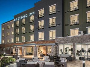 hotels in clifton park ny area