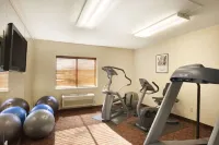 Baymont by Wyndham Sioux Falls Near West 41st Street - Gym