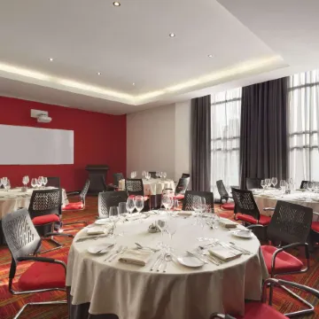 Onomo Hotel Dar es Salaam Отели в г. Дар-эс-Салам