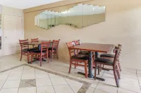 Knights Inn South Amboy - Motels