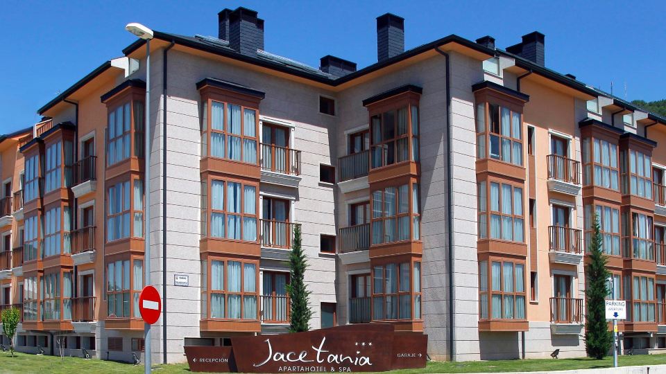 Apartahotel & Spa Jacetania