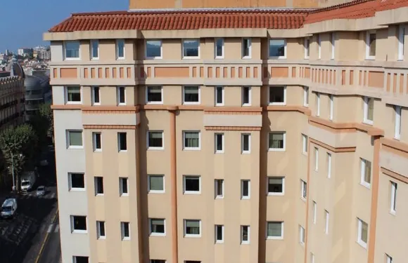 宜必思尼斯中央火車站酒店