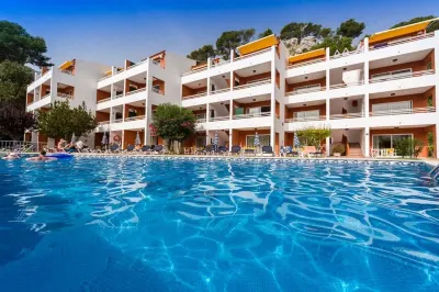 Galdana Gardens Các khách sạn gần Cala Macarelleta