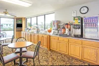 Days Inn by Wyndham Valdosta I-75 Отели в г. Волдоста