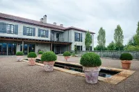 Hotel Domestique Hotels in Travelers Rest