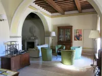 VillAmorosa Hotels in Calci