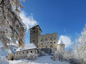 Hotel Schrofenstein