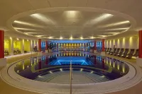 H+ Hotel & SPA Friedrichroda by Sunday Hotels - Pools