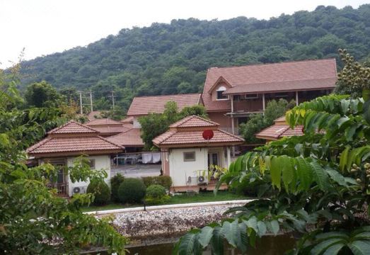 4. 바안 다라 리조..