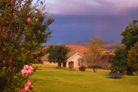 Thaba Tsweni Lodge & Safaris Hotels in Graskop