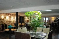 Hotel de France فنادق في Vergoncey