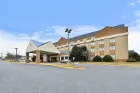 Comfort Inn College Park North Отели в г. Калвертон