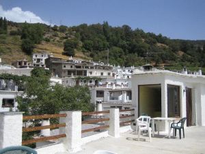 Hostal El Cascapenas de la Alpujarra