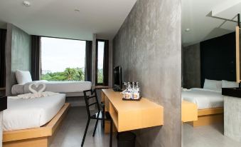 B2 Phuket Boutique & Budget Hotel