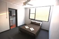 Panania Hotel Sydney Hotel a Milperra