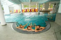 Hotel Leonhard - Pools