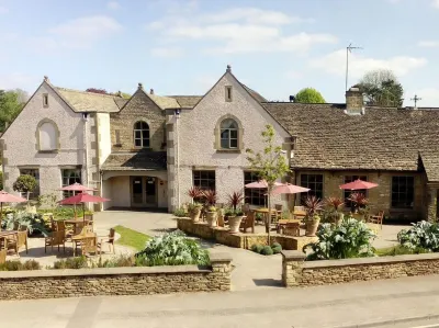 Priory Inn Hotels in Shipton Moyne