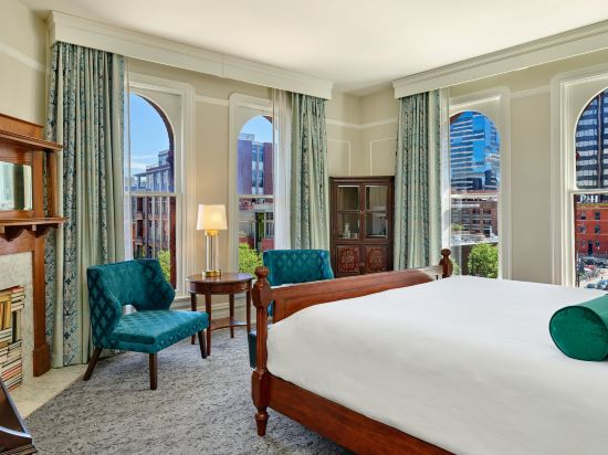 The Oxford Hotel