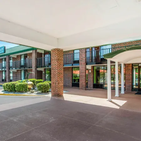 Quality Inn & Suites
