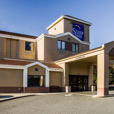 Sleep Inn Airport - Billy Graham Parkway Отели рядом с достопримечательностью «Библиотека Билли Грэма»