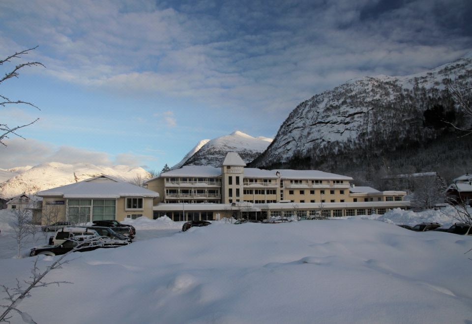 hotel overview picture