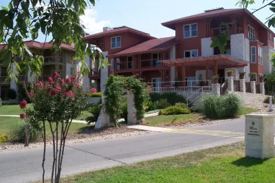 Vintage Villas Hotel & Events Hotels in Lakeway