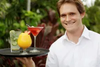 Rydges Esplanade Resort Cairns - bar