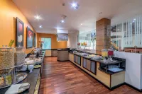 Hodelpa Garden Court - breakfast