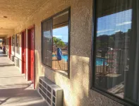 America's Best Inn & Suites Saint George فنادق في واشنطن