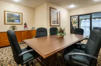 Comfort Suites Lake Charles Hotels in Iowa