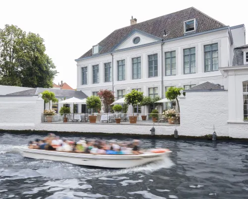 Hotel Van Cleef Hotels near Engels Klooster