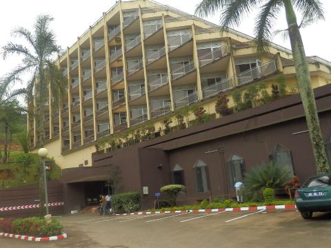 Ayaba Hotel