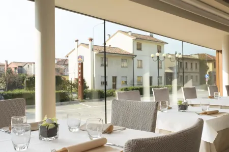 Best Western Hotel Continental Отели в г. Риве-д'Аркано