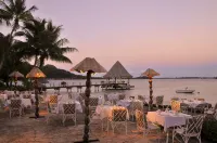 InterContinental Bora Bora le Moana Resort - breakfast