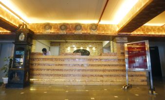 Hotel S. K Crown Park Naraina - Hizvo