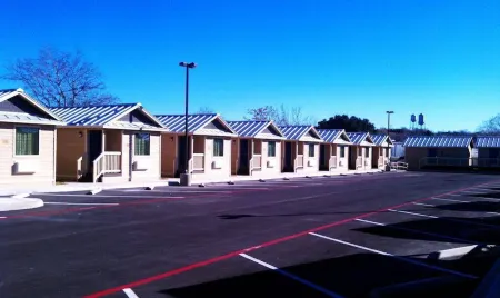 FieldHouse Inn & Conference Center