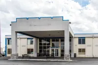 Econo Lodge Hotels near A.S.A.P. (Ardmore Ship and Print)