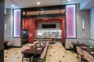 レストラン トロピカーナ ラスベガス ア ダブルツリー バイ ヒルトン ホテル＆リゾートの写真