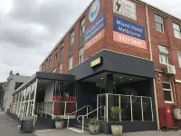 Miami Hotel Melbourne