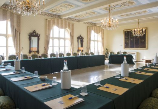 빌라 투스콜라나 파크 호텔의 고풍스러운 복도