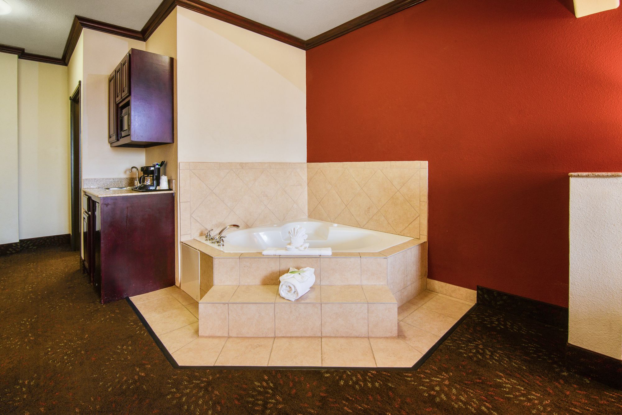 Holiday Inn Express Hotel & Suites Terrell, an Ihg Hotel