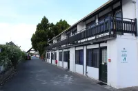 Grosvenor Motel Hotels in Hamilton