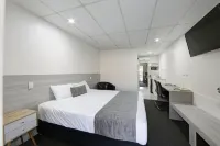 Chalet Motor Inn Hotel di Bundaberg South