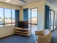 Belaire Place Motel Apartments Hotels in Caloundra
