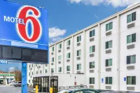 Motel 6 Framingham, MA - Boston West - 2-Star